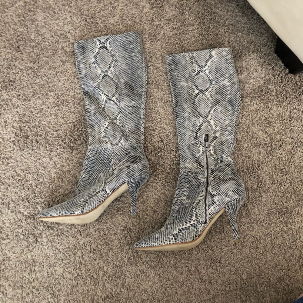 B. Makowsky leather snakeskin heel boots